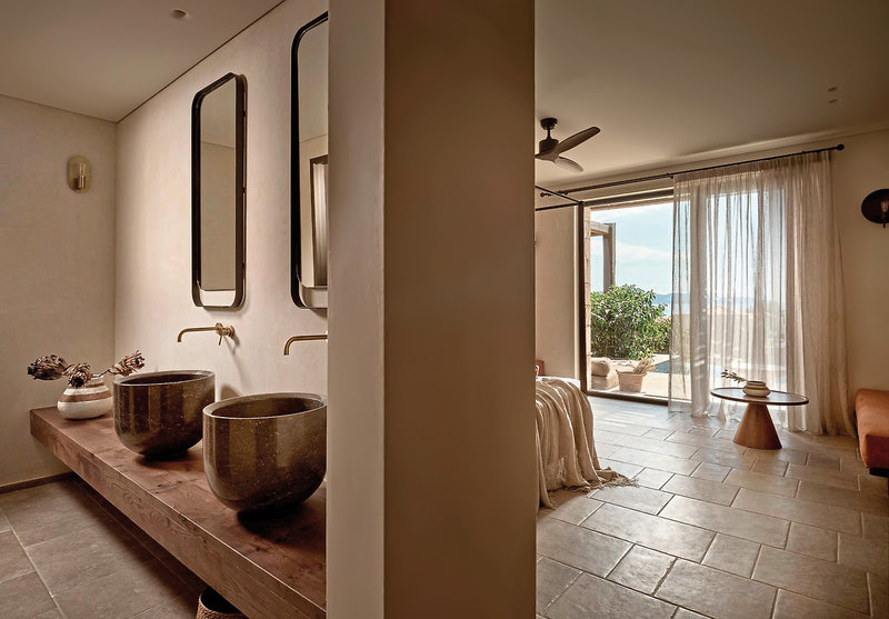 Pierros Verde Private Suites 35