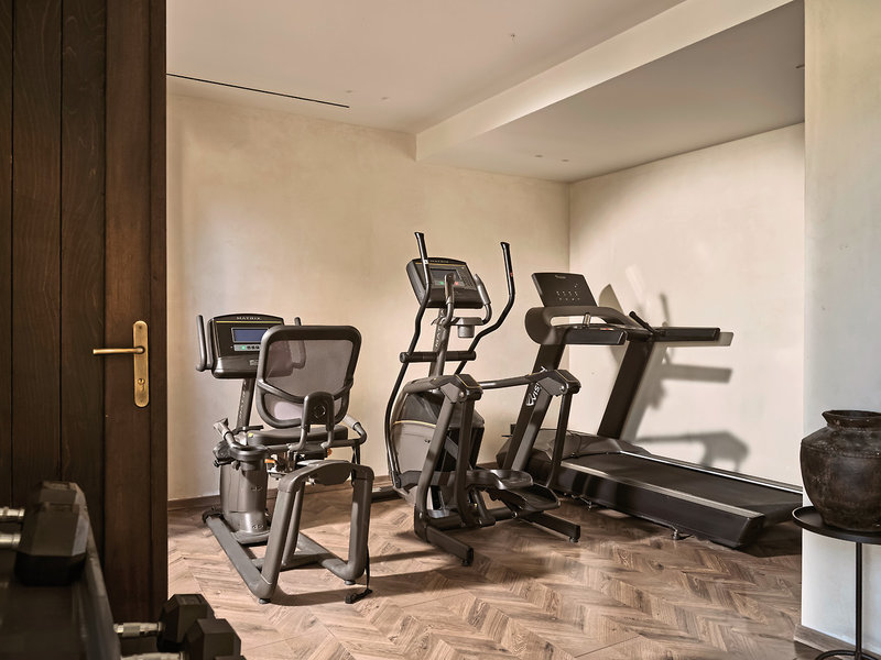 Pierros Verde Private Suites 39
