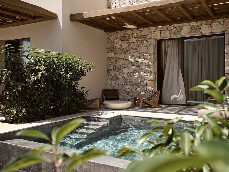 Pierros Verde Private Suites 2