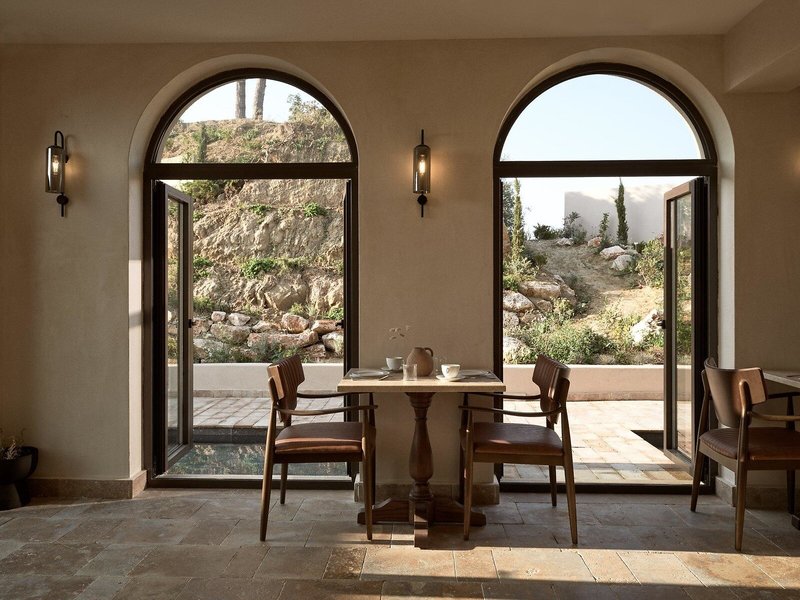 Pierros Verde Private Suites 7