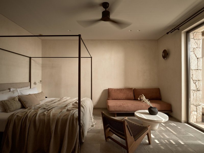 Pierros Verde Private Suites 25