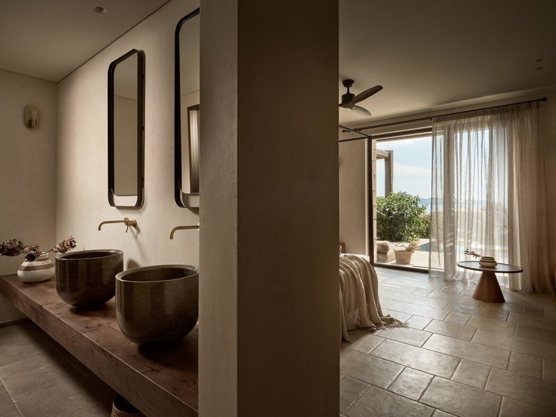 Pierros Verde Private Suites 27