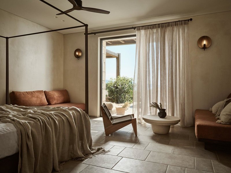 Pierros Verde Private Suites 28