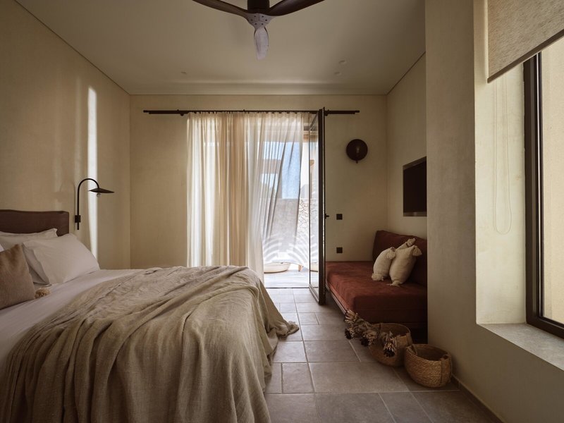 Pierros Verde Private Suites 40