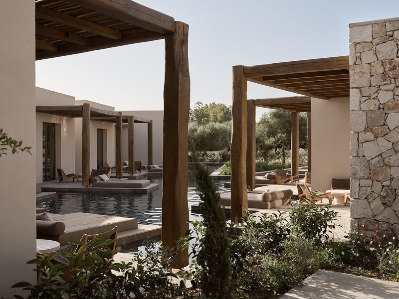 Pierros Verde Private Suites 46
