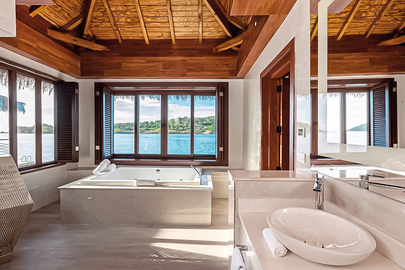 Royalton CHIC Antigua - Chairman Overwater Bungalows 21