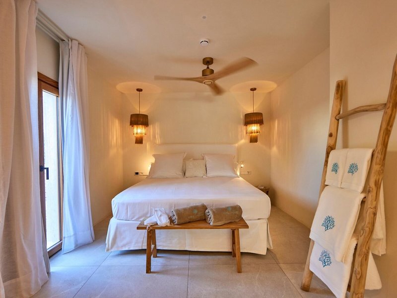 Universal Mar Suites Formentera 11