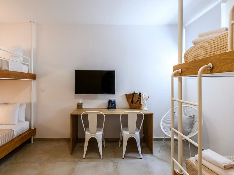 Mykonaki Hotel 33