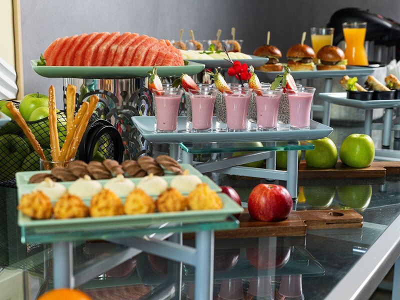Aloft Muscat 22