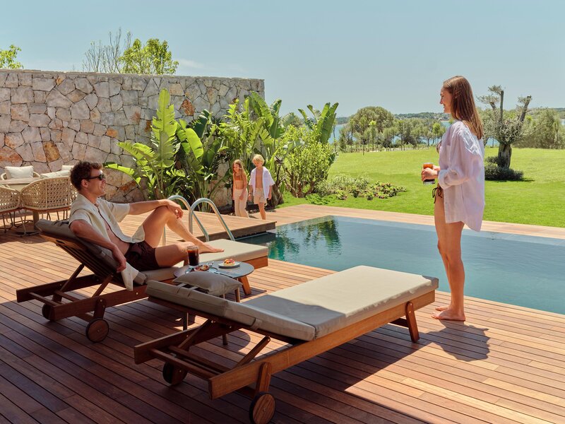 Anda Barut Collection 28