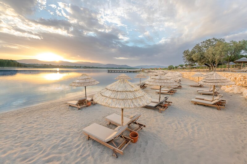 Anda Barut Collection 104