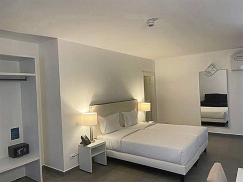Oasis White Hotel 2