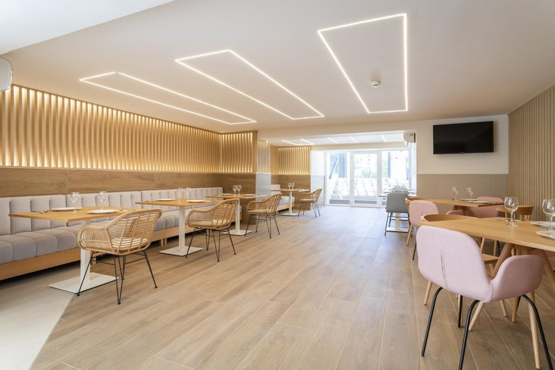 Halley Hotel and Apartment Affiliated By Melia 9