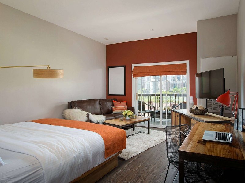 The Ravel Hotel 16