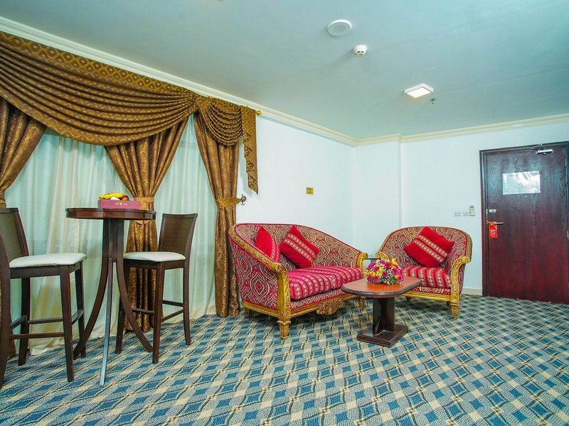 La Villa Palace Hotel 6