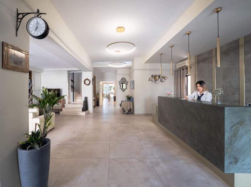 Hotel Georgia 2