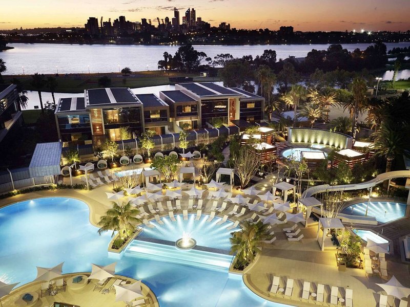 Crown Metropol Perth 3