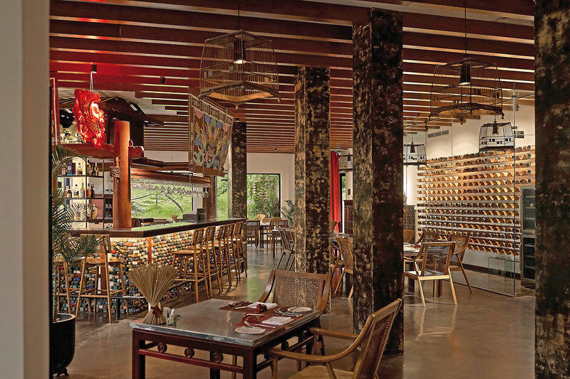 aNhill Boutique 8