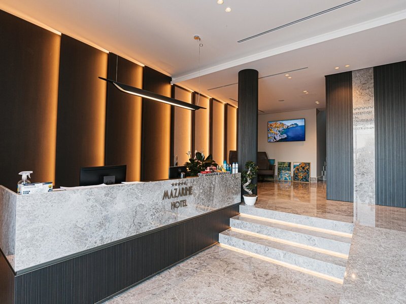 Mazarine Hotel 5