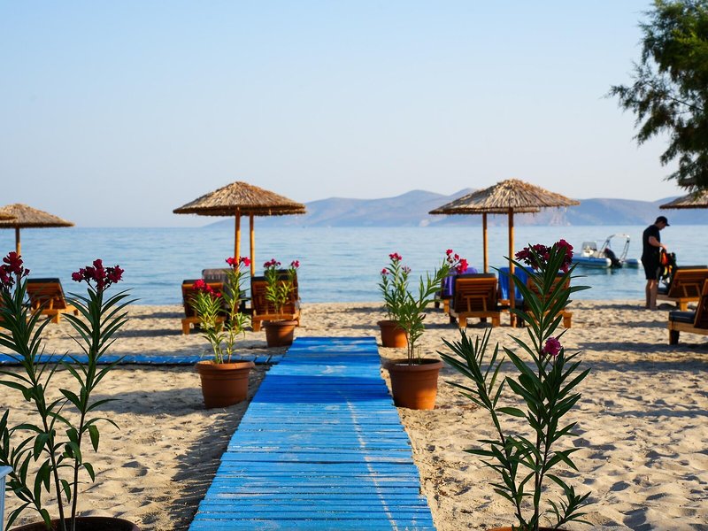 Seaside Beach Marmari Hotel 4