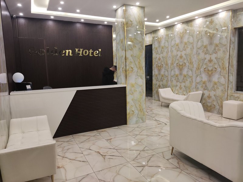 Golden Hotel 2
