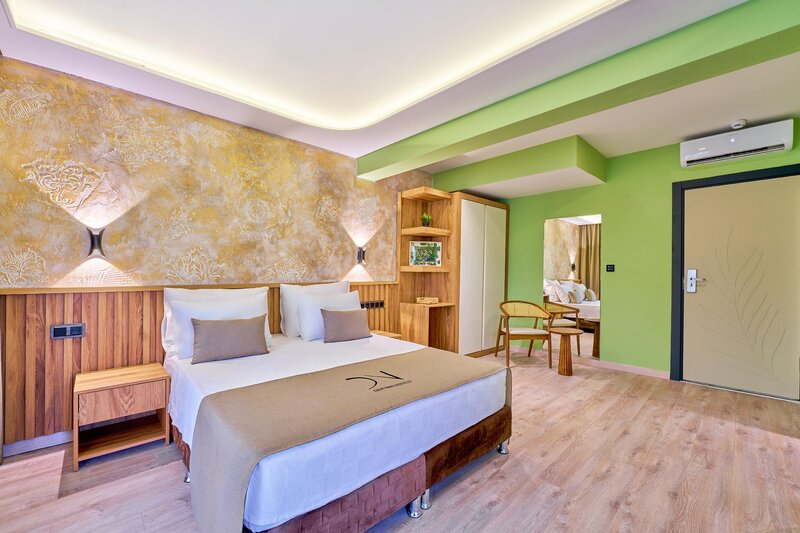 Der Inn Hotel Lara 13