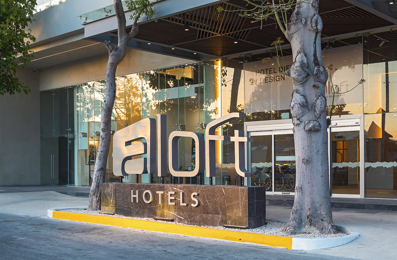 Aloft Playa del Carmen 1