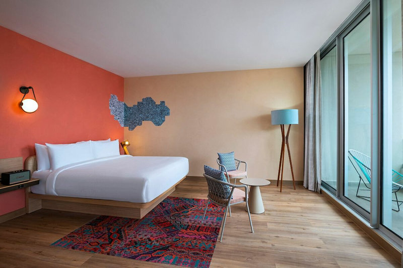 Aloft Playa del Carmen 5