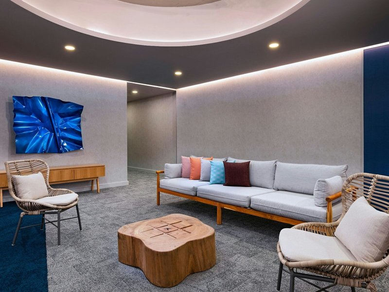 Aloft Playa del Carmen 13