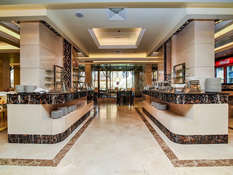 Ras Al Khaimah Hotel 9