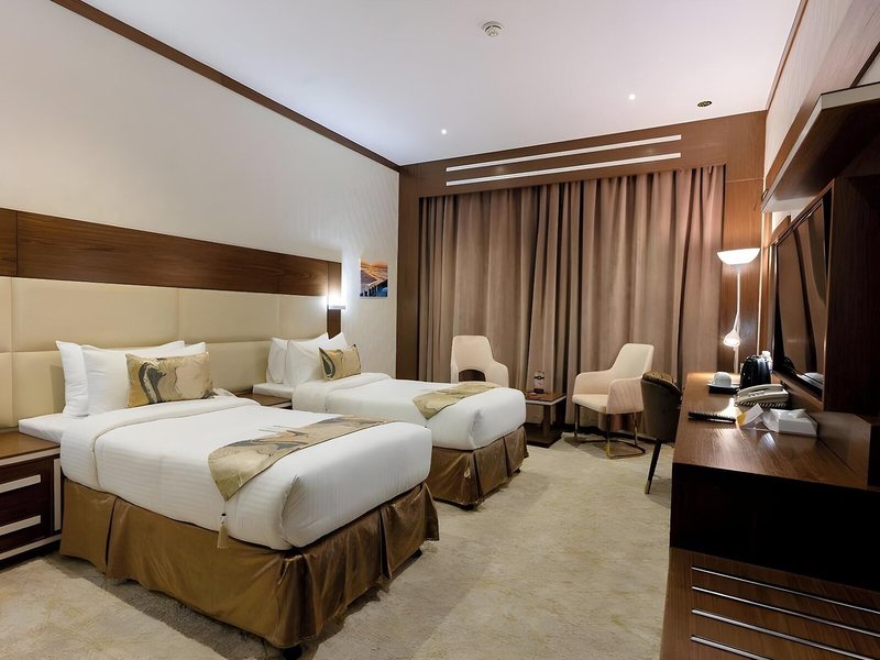 Ras Al Khaimah Hotel 12