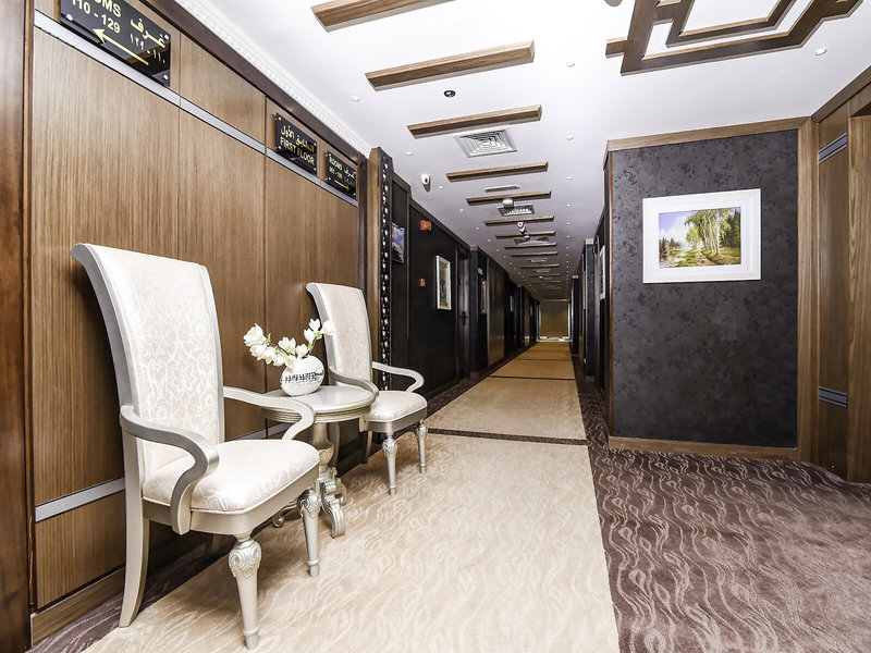 Ras Al Khaimah Hotel 8