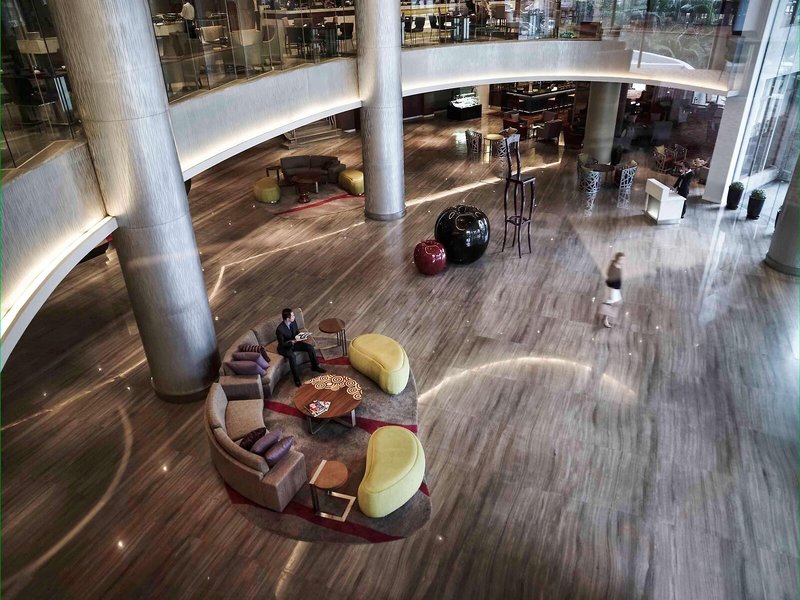 Pullman Hanoi 8