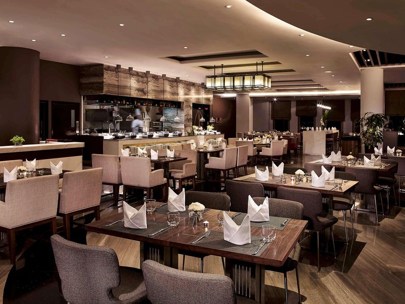 Pullman Hanoi 13