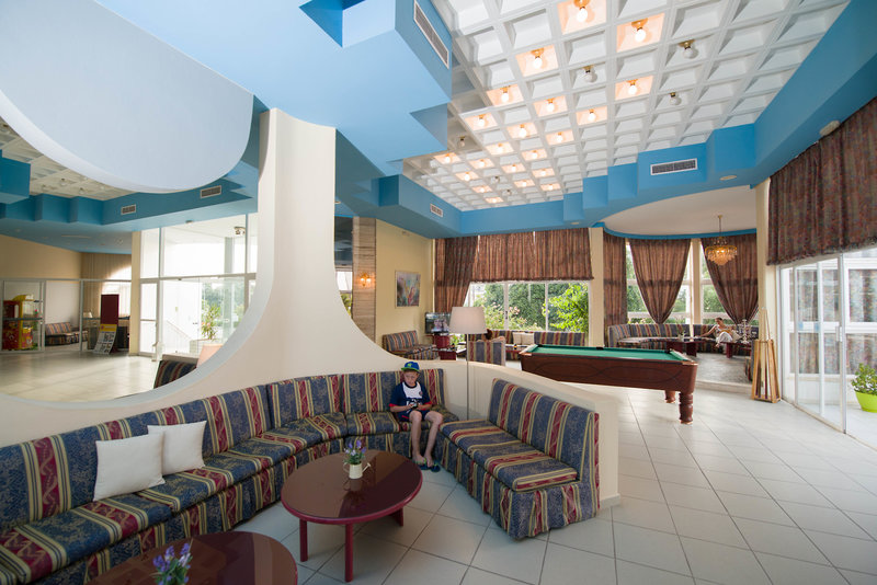 Happy Days Hotel 3