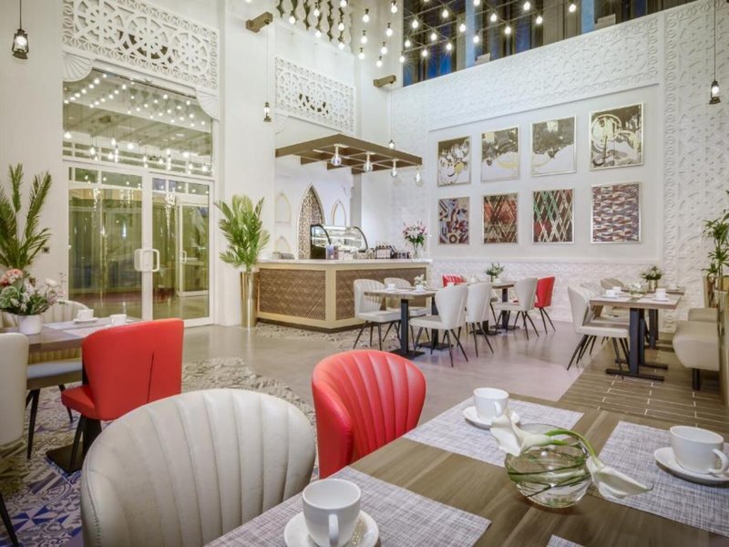 Central Inn Souq Waqif 4