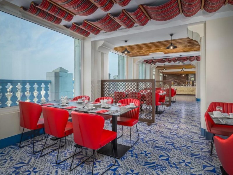 Central Inn Souq Waqif 10