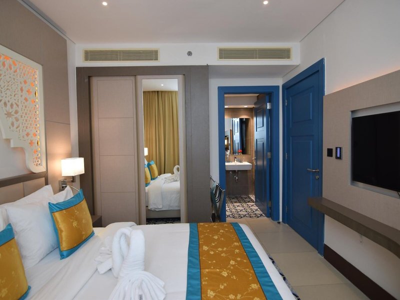 Central Inn Souq Waqif 14