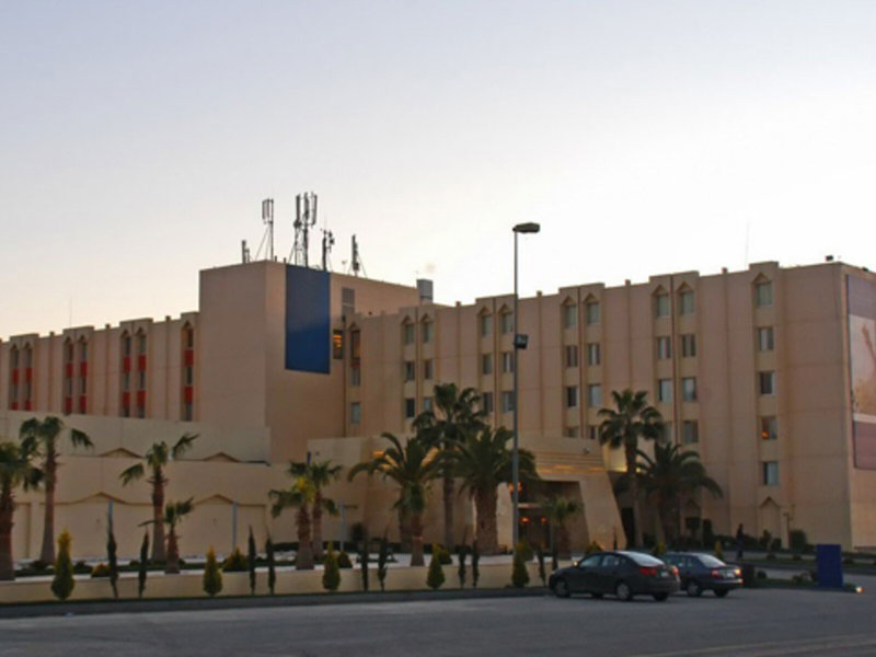 Amman Airport Hotel 8