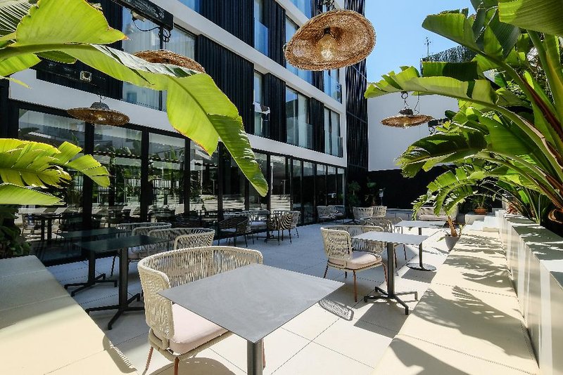 M. Hotel 1 - Terrace
