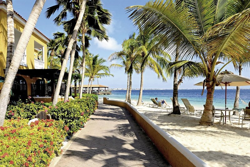 Harbour Village Beach Club 4