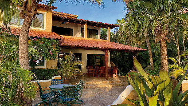 Harbour Village Beach Club 19