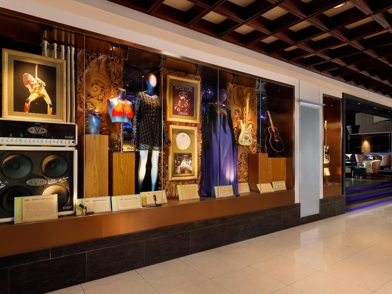 Hard Rock Hotel Bali 12