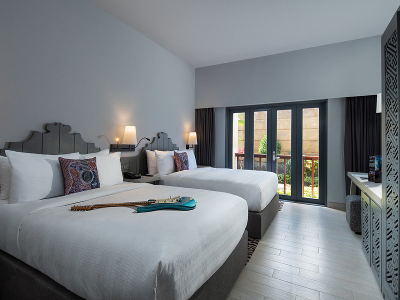 Hard Rock Hotel Bali 25