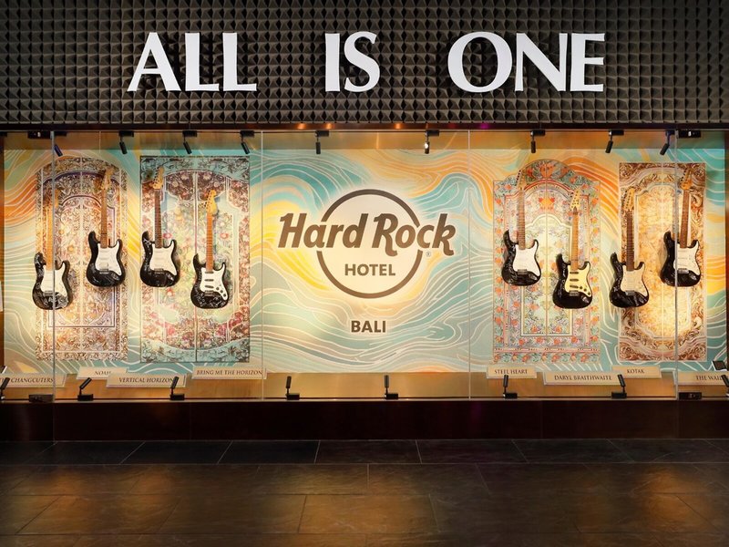 Hard Rock Hotel Bali 10