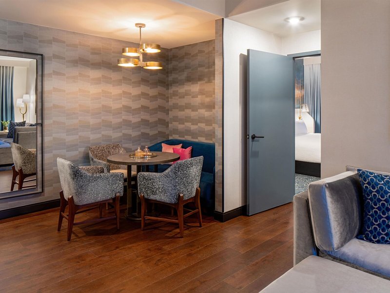 Tempo by Hilton Nashville Downtown 44