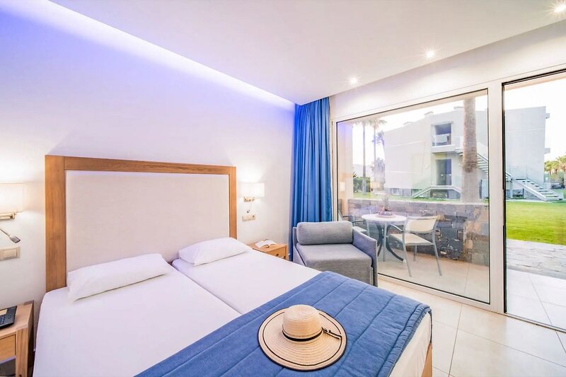 Aeolos Beach Resort 18