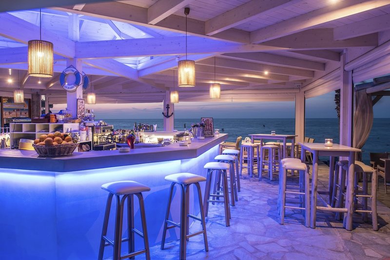 Aeolos Beach Resort 13