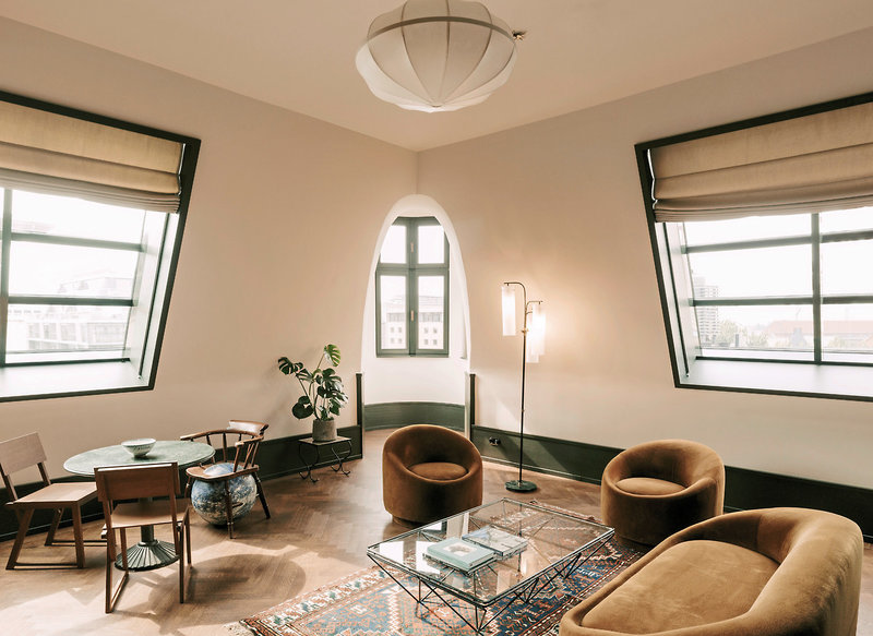 Boutique Hotel Château Royal 10