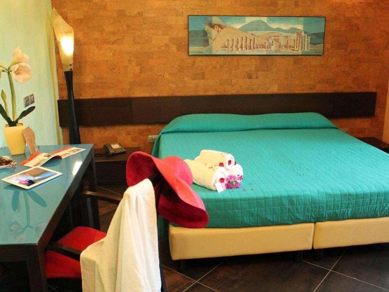 Pompei Resort 8